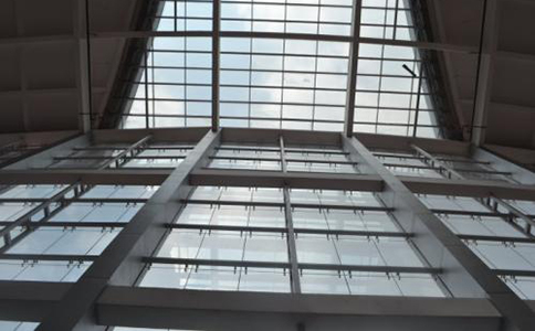玻璃天窗的制作方法？及玻璃采光天窗的施工要點？